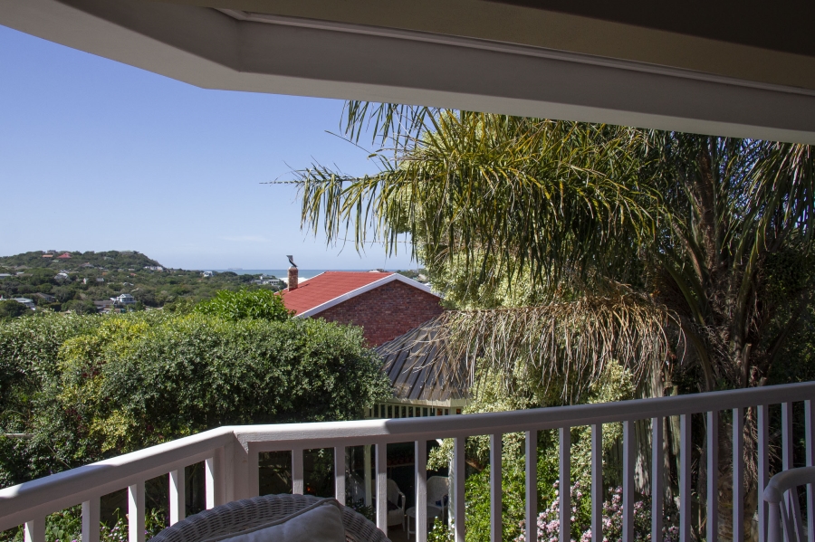 5 Bedroom Property for Sale in Kleinemonde Eastern Cape